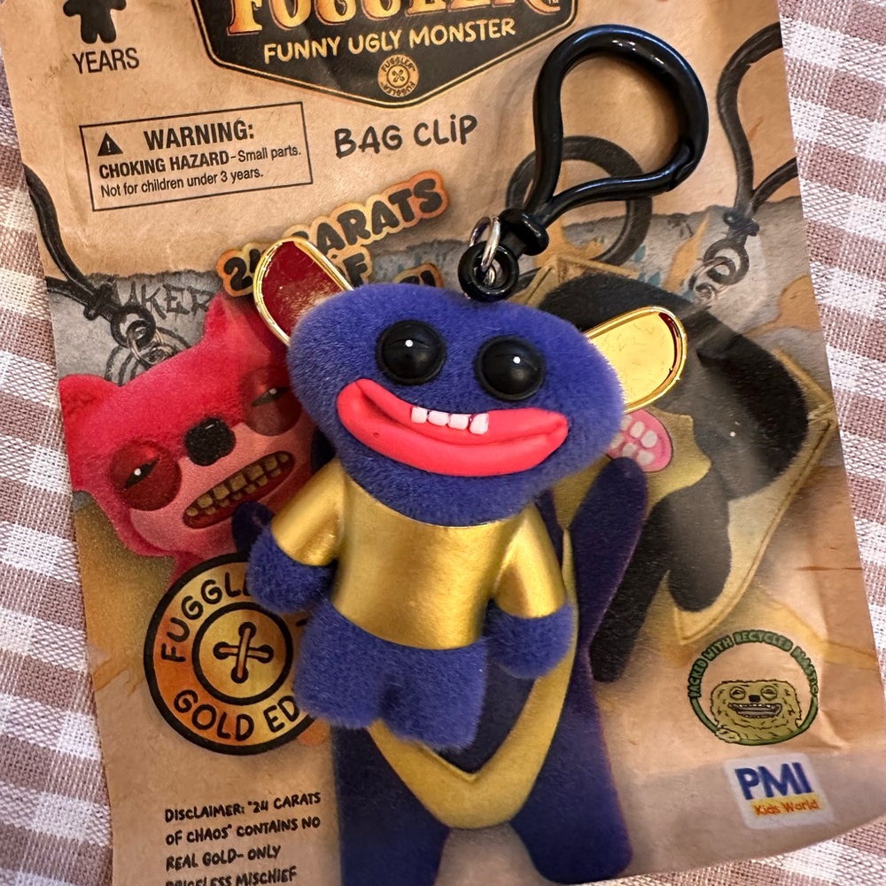 NEW 24 Carat Fuggler Bag Clip GRIN GRIN BLUE FUZZY RARE!